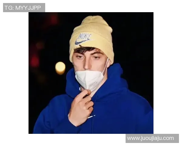 足球明星头像真人男的魅力与风采探秘,揭示他们背后的故事与成就