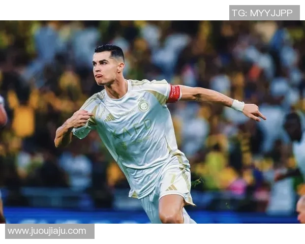 足球明星感人瞬间集锦展现他们的拼搏与热爱之路