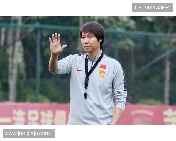 足球明星李翰林的成长历程与辉煌成就全解析