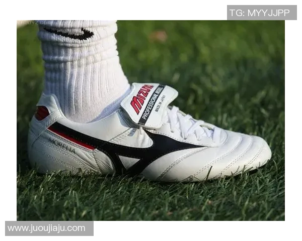 足球明星莫雷拉的辉煌历程与对足球的热爱探索